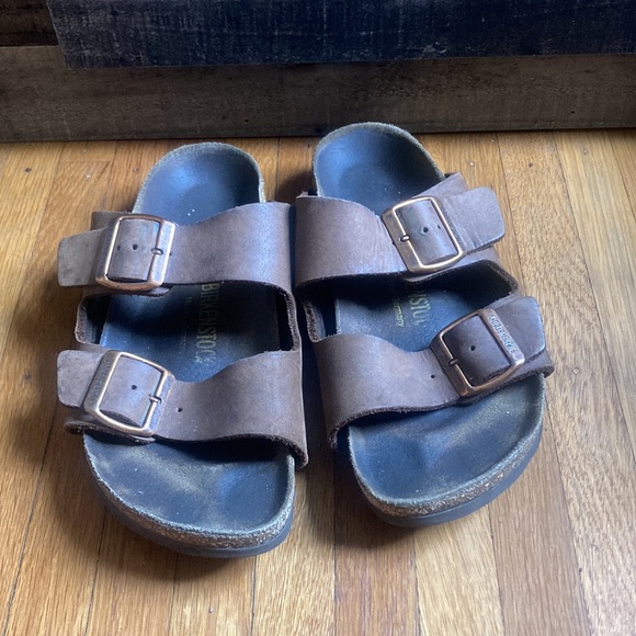 SOLD - Picture 4 of 5